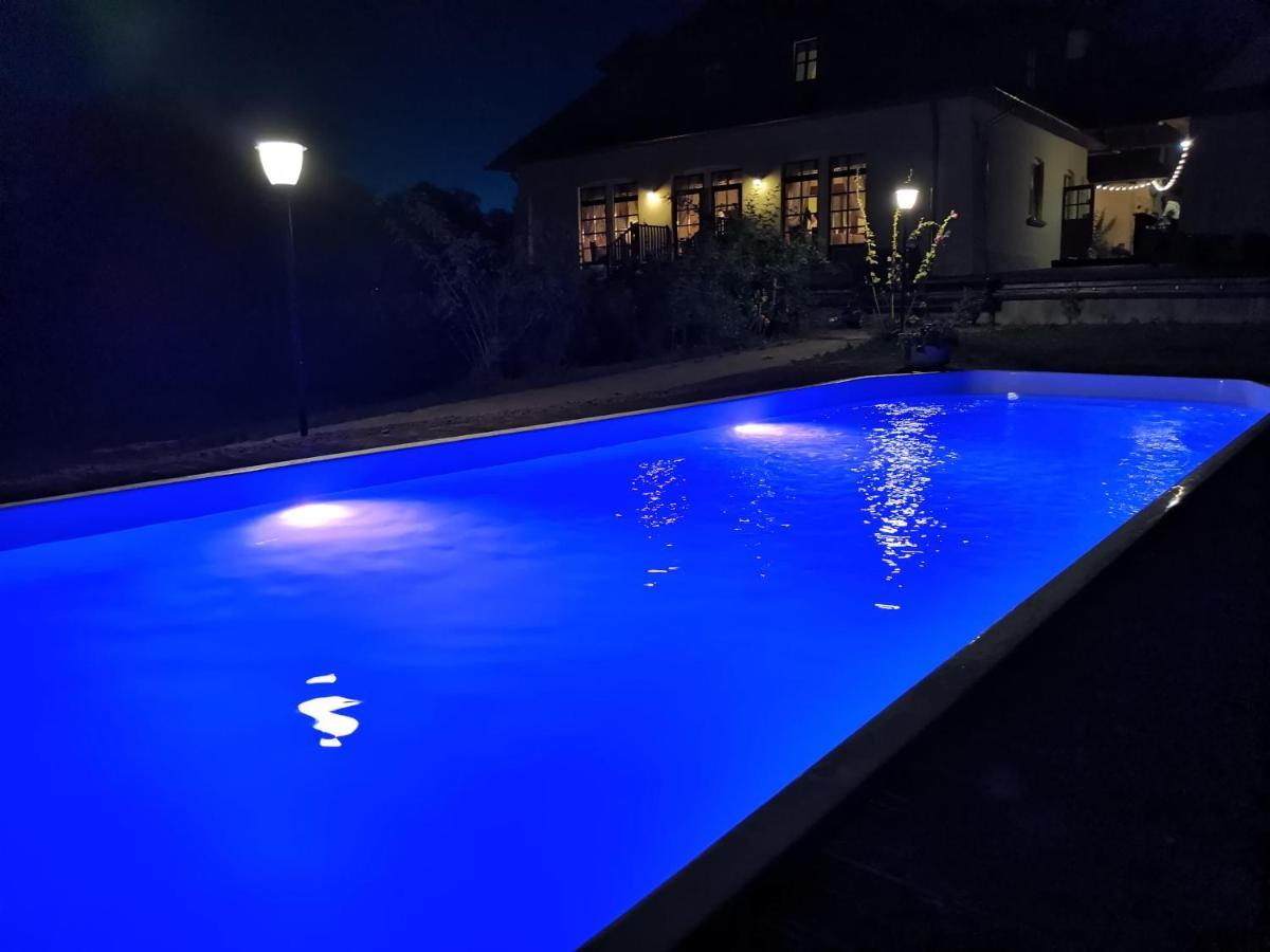 Folwark Walencja Hotel คาชิเมียร์ซ ดอลนี ภายนอก รูปภาพ