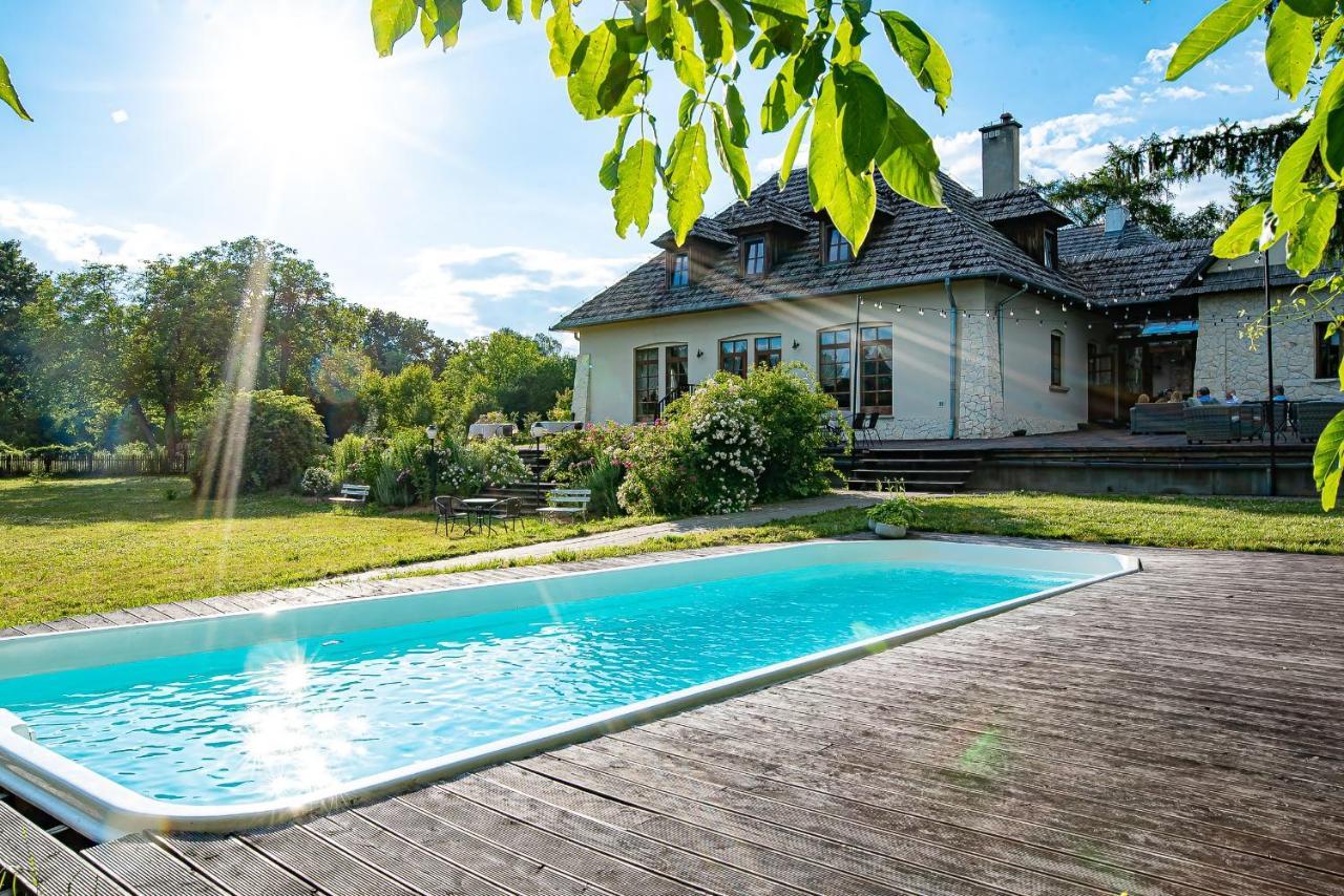 Folwark Walencja Hotel คาชิเมียร์ซ ดอลนี ภายนอก รูปภาพ